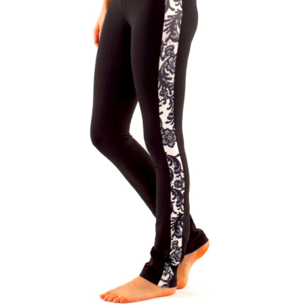 NWT LULULEMON Side Angle Pant size 6